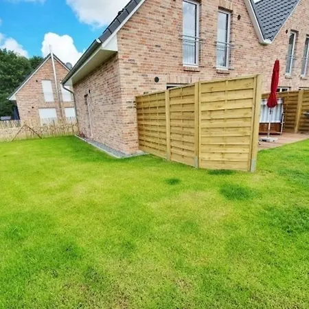 Joe Holiday home Tating